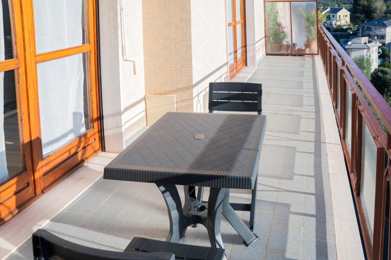 Apartament 093 - Casa Panorama, Vista Mare E Vista Portofino, 500 Metri Centro Di Chiavari, Posto Auto Gratis Incluso Zewnętrze zdjęcie